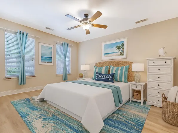 9117 Woodcreek Ct, North Charleston, SC 29406