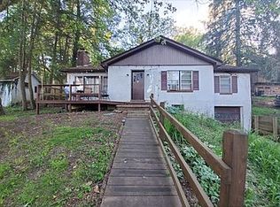 1 Upland Dr, Fairmont, WV 26554