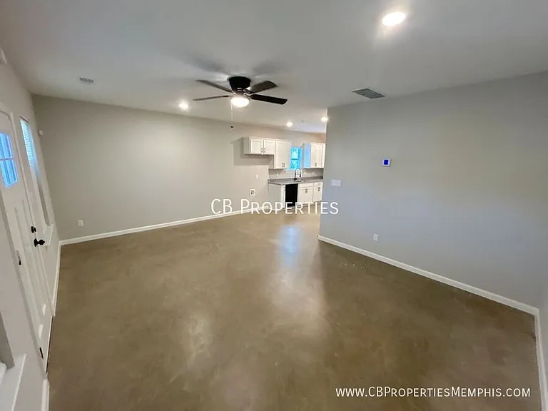 671 Pearce St — Photo 6