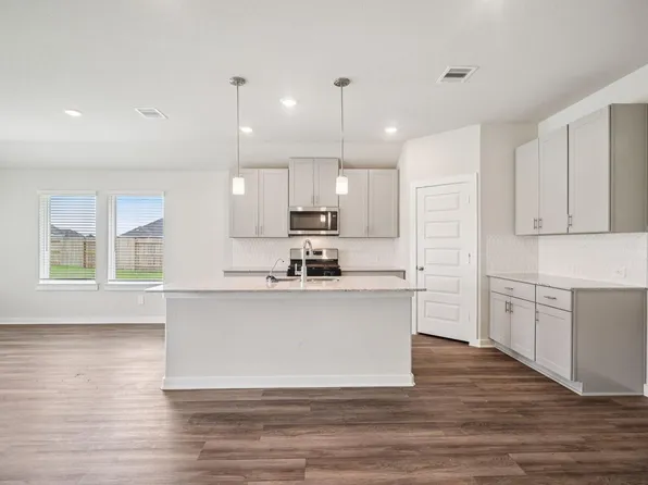 5205 Redbud Valley Dr, Pearland, TX 77584