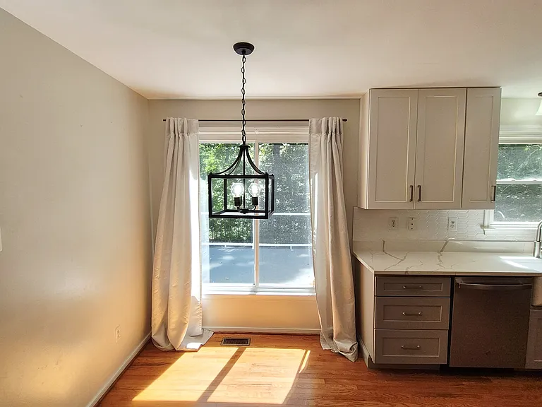 9019 Double Tree Ln — Photo 24
