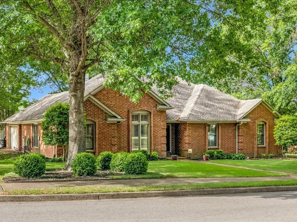 8947 Carrollwood Ln E, Cordova, TN 38016