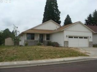 636 S Taylor Ct, Molalla, OR 97038