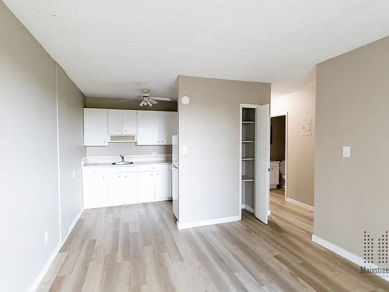 1611 23rd Ave SW — Photo 23