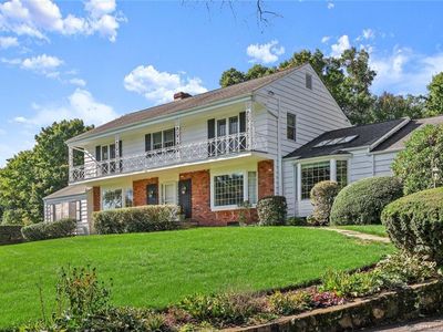 51 Cricket Ln, Stamford, CT, 06903