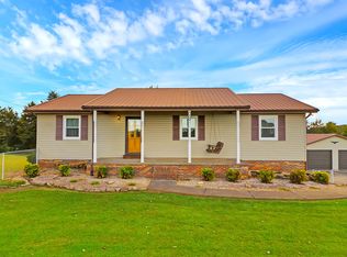 460 W Hills Dr, Mosheim, TN 37818