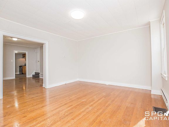 5th image of 29 S Spring Garden St