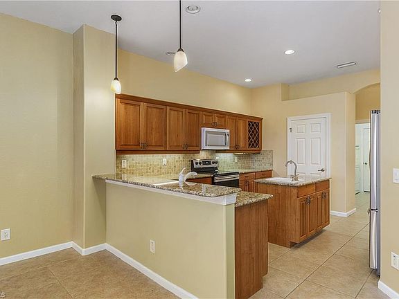 5th image of 11926 Heather Woods Ct