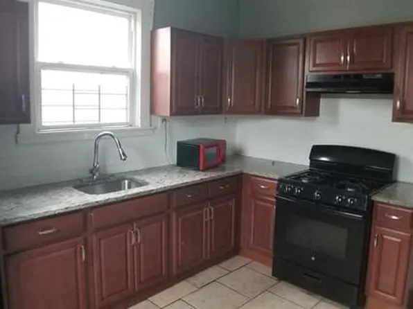 80 Chelsea Ave #2, Newark, NJ 07106