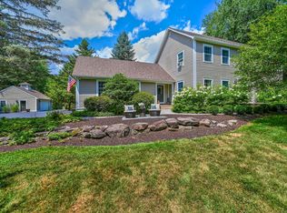 95 Dean Rd, Dalton, PA 18414