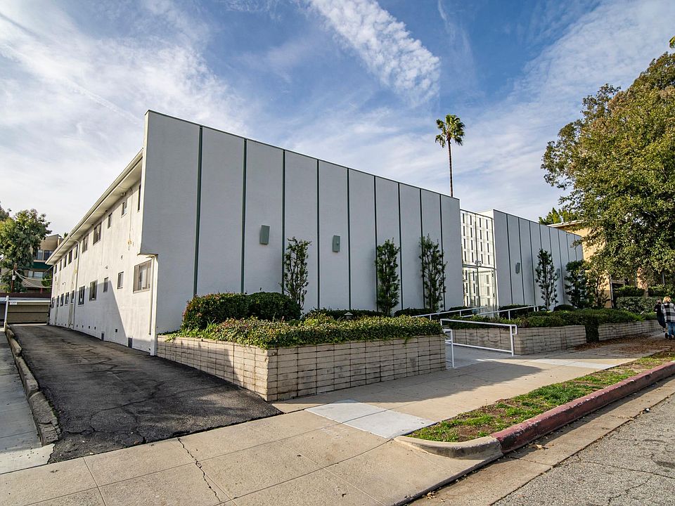 1st image of 475 S Los Robles Ave APT 5