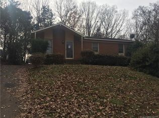 617 Echodale Dr, Charlotte, NC 28217