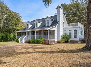 81 Woodpecker Ln, Pawleys Island, SC 29585