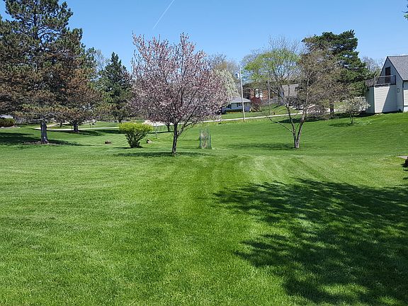 5th image of 1197 Meadowbrook Blvd