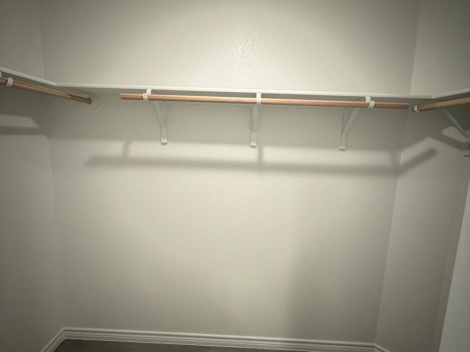 3 bed, 1174 sqft, $1,600 — Photo 3