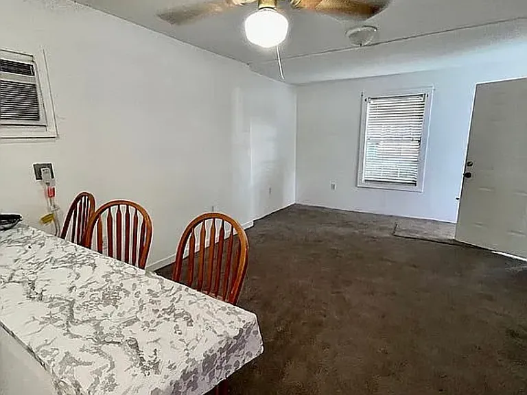456 E Williams Ave — Photo 7