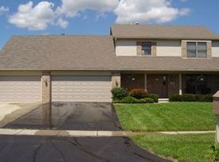 7746 Winter Sweet Dr, Holland, OH