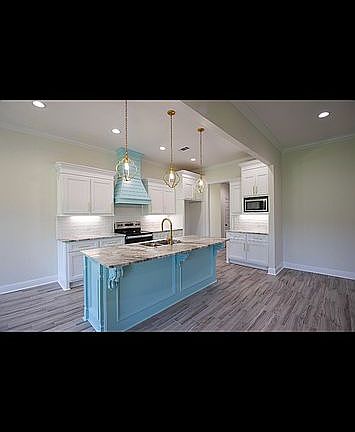 2nd image of 12545 Magnolia Lake Dr