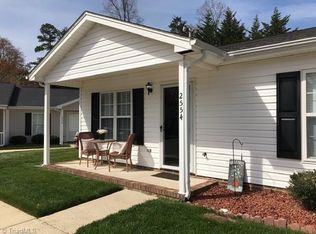 2554 Ambassador Ct, High Point, NC 27265
