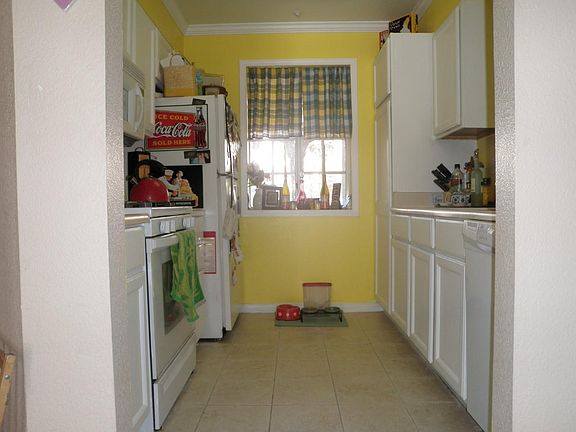 4th image of 4692 Carpinteria Ave APT 38
