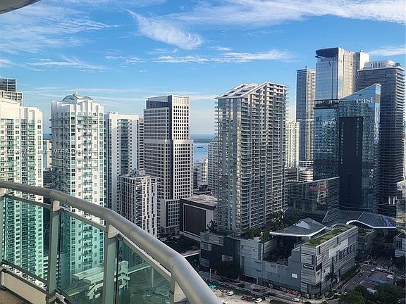 4th image of 350 S Miami Ave #4014