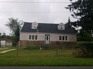 84 Walnut Rd, Amityville, NY 11701