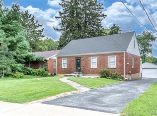 8746 North Ave, Saint Louis, MO 63114