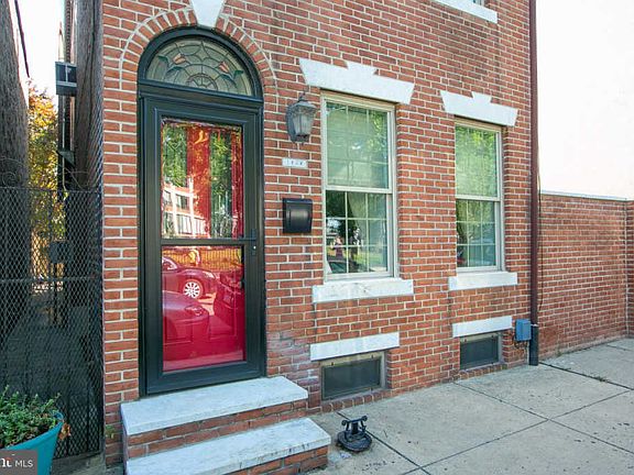 2nd image of 1453 E Montgomery Ave