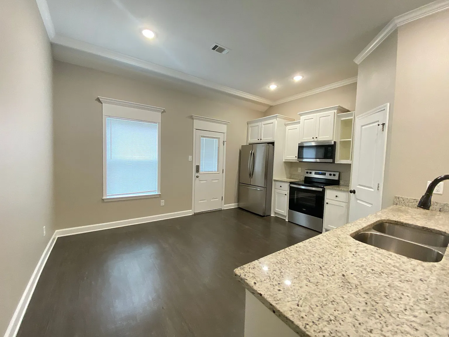 26 High Plains Dr — Photo 2