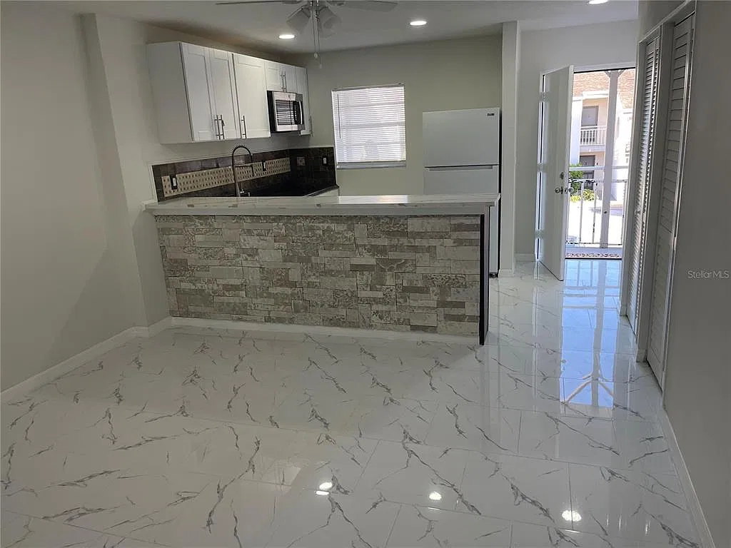 1 bed, 1.0 bath, 700 sqft, $1,450 — Photo 3