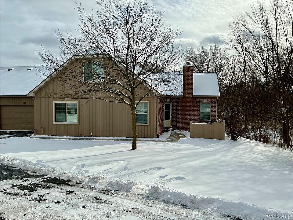 1st image of 616 Perry Creek Dr #11