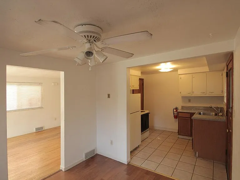 408 South Ave #B — Photo 4