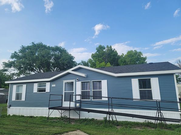 1310 Lamplighter Ln