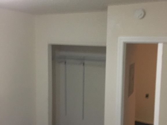 5th image of 5243 Robin Ave