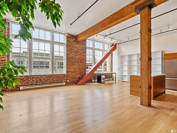 4th image of 461 2nd St #203C