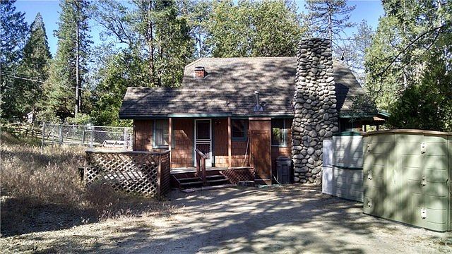 2nd image of 26870 Idyllwild Rd