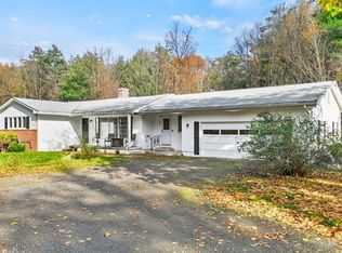 663 Rindge Rd, Fitchburg, MA 01420