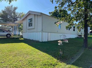 16 Benjamin Dr, Mountain Home, AR 72653