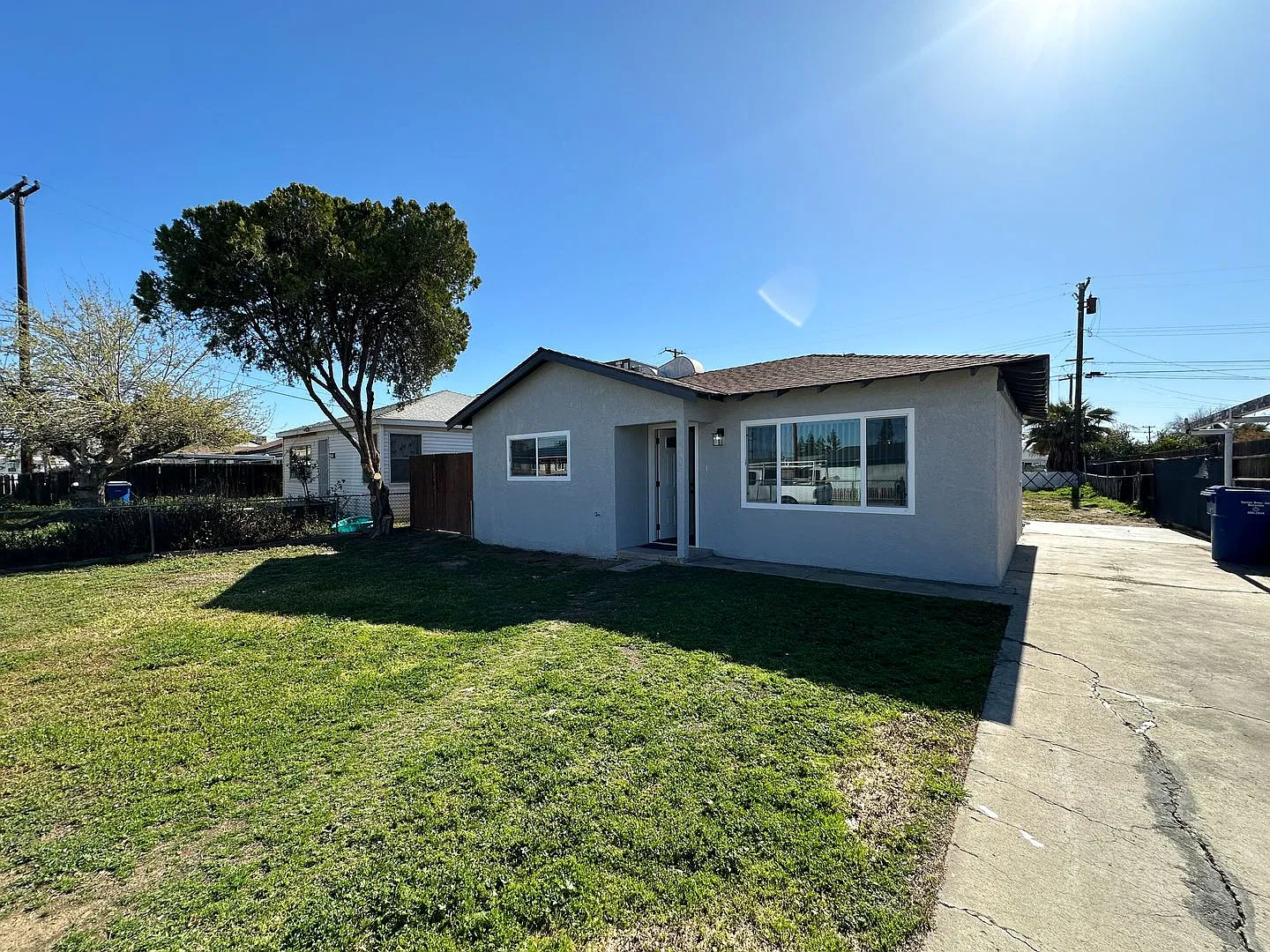 Cozy Home Newly Remodeled! — Photo 2