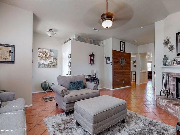 5th image of 1213 Indian Wells Trl