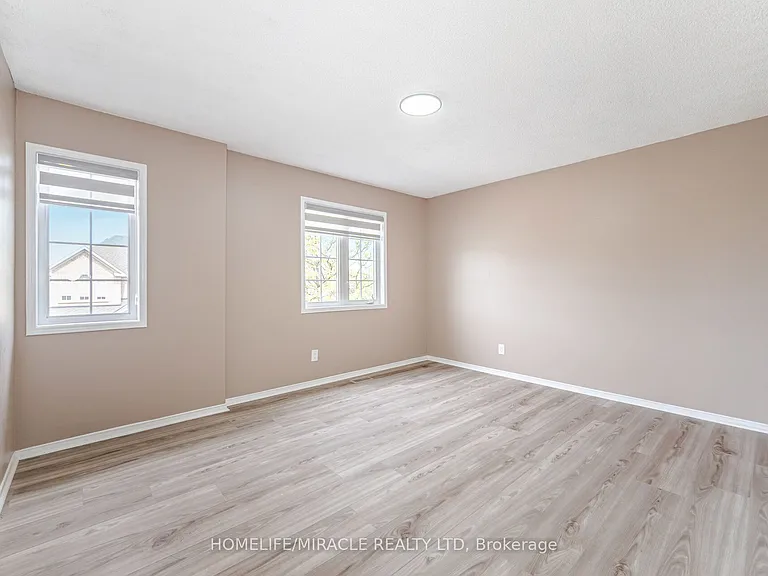41 Beachpoint Blvd #UPPER — Photo 41