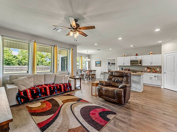 5th image of 8134 Kelsey Ln