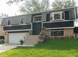 17 W Drummond Ave, Glendale Heights, IL 60139