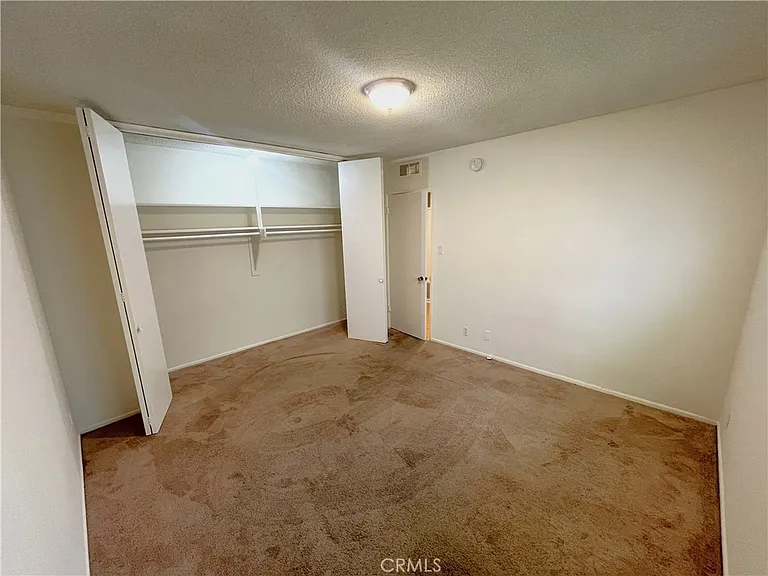 1933 Pelham Ave #3 — Photo 14