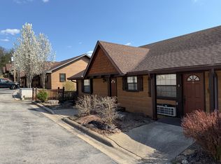 1133 Acacia Club Rd #11, Hollister, MO 65672