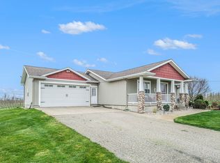 3520 Forteen Mile Rd NW, Sparta, MI 49345