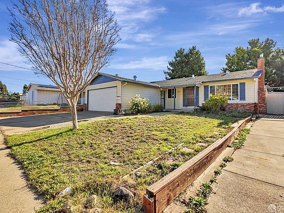3rd image of 2064 Murphy Dr