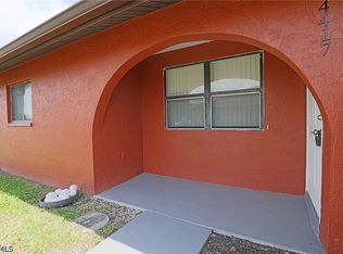 4417 SW Santa Barbara Pl, Cape Coral, FL 33914