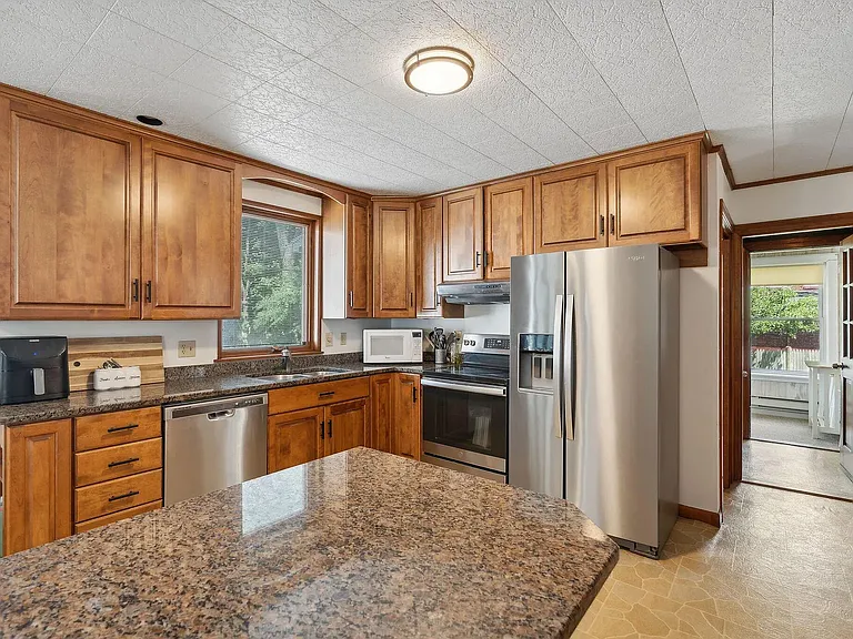 25 Deerfield Rd — Photo 21