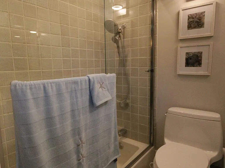 7329 Marina Pacifica Dr S — Photo 31